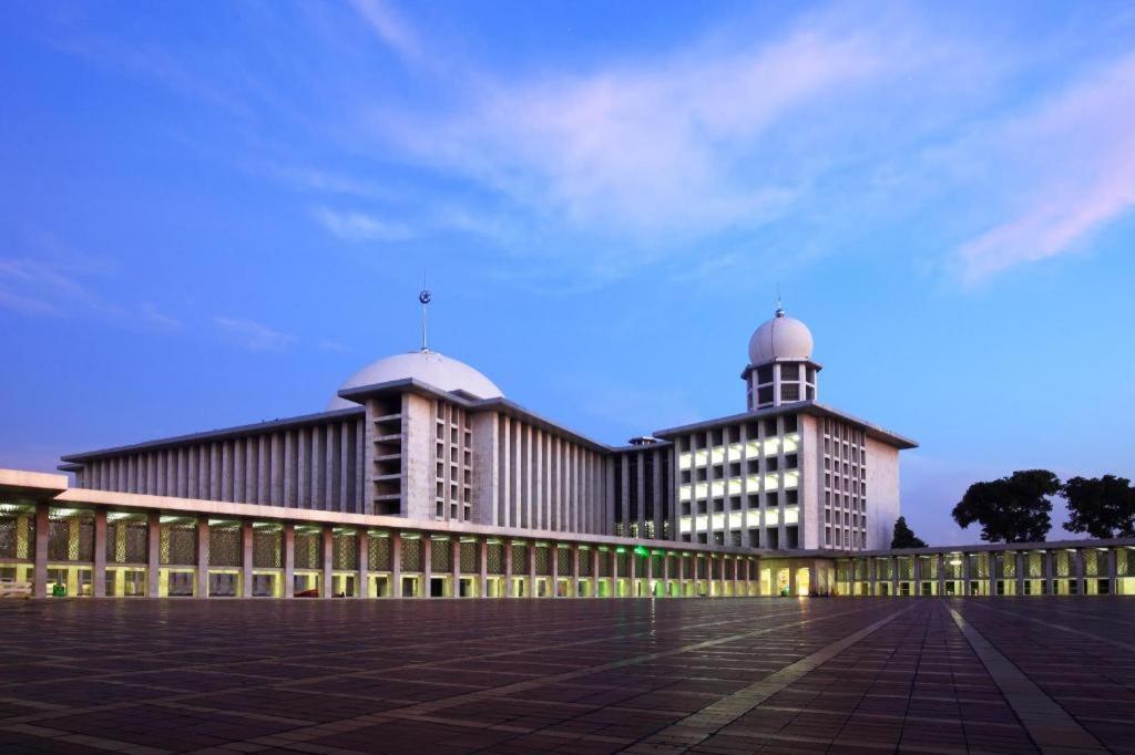 P Hotel Jakarta Exterior foto